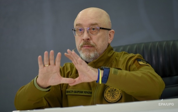 ВСУ продолжат атаки на Крымский мост - Резников