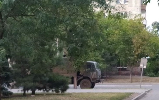 РФ продолжает перебрасывать силы через Мариуполь