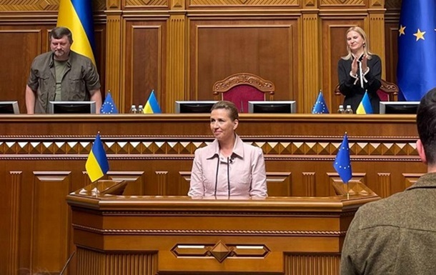 Дания готова быть с Украиной "сколько нужно" - премьер