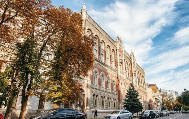 Нацбанк продал минимум валюты за три месяца