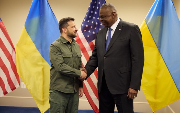 Зеленский встретился с главой Пентагона