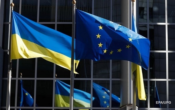 Зеленский пообещал за месяц завершить работу над критериями ЕК - посол ЕК