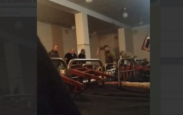 В Тернополе расследуют избиения военнообязанных в ТЦК