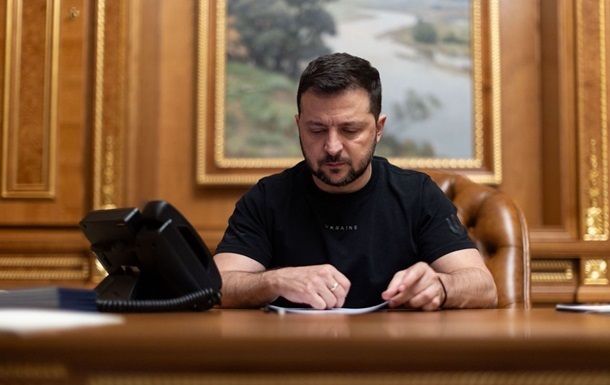 Зеленский отреагировал на смерть Нины Матвиенко