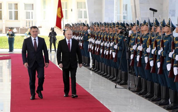 путин впервые с начала года покинул Россию