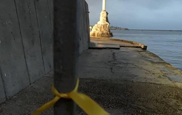 Ночью в Севастополе слышали взрывы