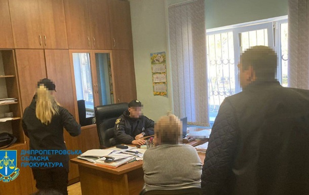 Директор КП присвоила почти миллион гривен