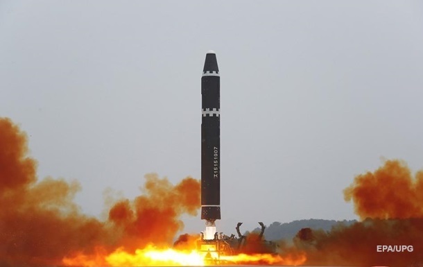 КНДР заявила об испытании нового двигатели для баллистических ракет