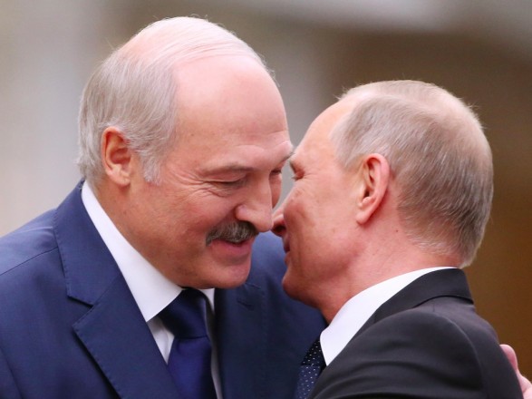 путин поблагодарил лукашенко за "проделанную работу"
