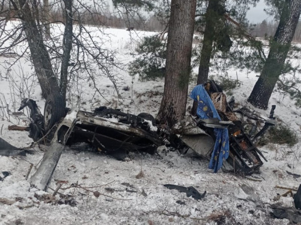 Под Житомиром на мине подорвалось авто: без родителей осталось восемь детей