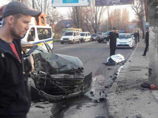 Тихий ужас: в Одессе тяжело раненых в ДТП нацгвардейцев прилюдно добивали ногами