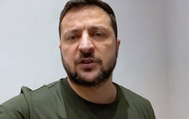 Зеленский: Ответим на террор против наших людей