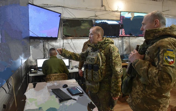 Россия наступает по всему фронту - Сырский