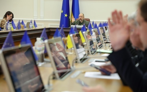 Украина продлила на год запрет товаров из РФ