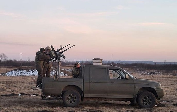 ПВО сбила 28 "шахедов" и две ракеты РФ