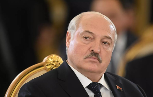 Режим лукашенко массово задерживает вернувшихся из-за границы людей - СМИ
