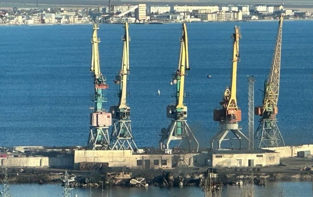 Обломки БДК Новочеркасск разлетелись на 650 метров