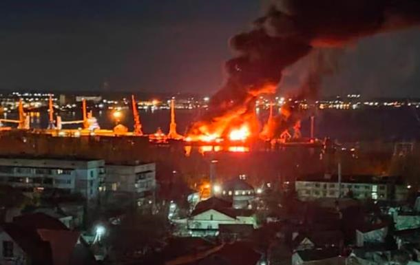 В Крыму после удара по кораблю РФ пропали 33 российских моряка - СМИ