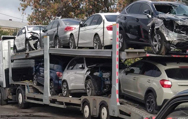 Украинцы купили почти 200 тысяч импортируемых подержанных авто за год