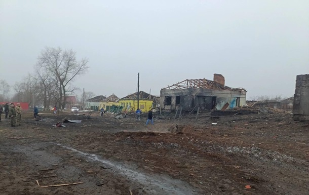 Не долетела: ракета РФ разнесла село под Воронежем