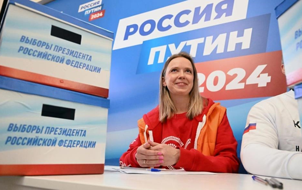 На временно оккупированных территориях Украины под давлением собирают подписи в поддержку выдвижения Путина