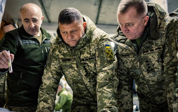 Залужный и Шаптала работали с военными на передовой