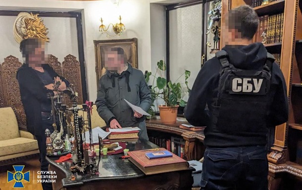 Украли 1.5 млрд у ВСУ: задержаны дельцы с МО