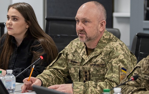 Первого заместителя Умерова уволили из Минобороны