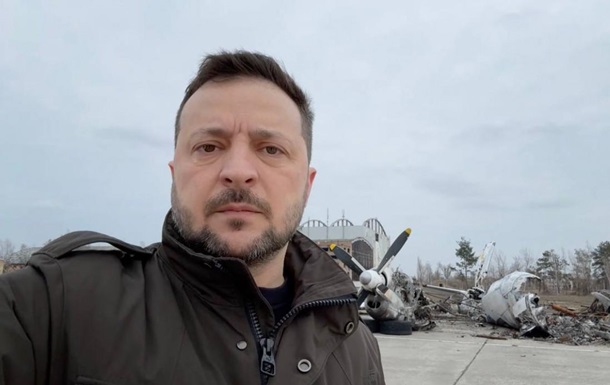 Владимир Зеленский обратился к украинцам в годовщину войны