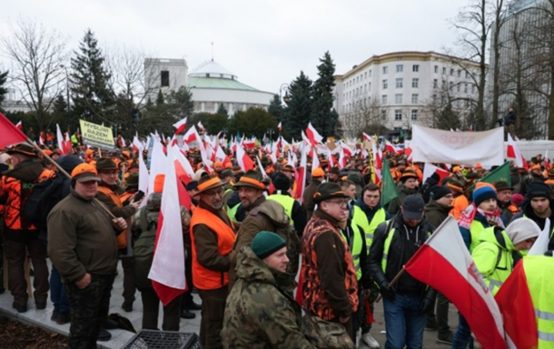 ЕС представит новые предложения для протестующих фермеров