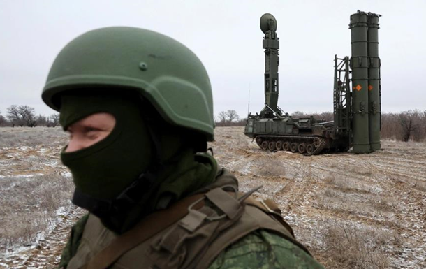 В нескольких областях РФ сообщили об атаке дронов