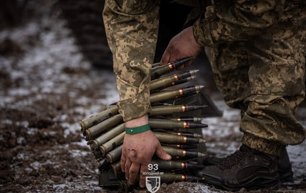 За сутки произошло более 60 боевых столкновений