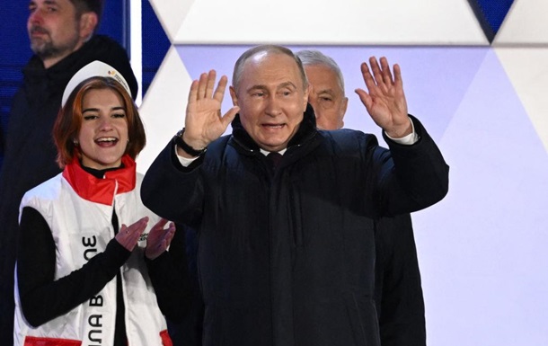 путин заявил о создании "альтернативы" для Крымского моста