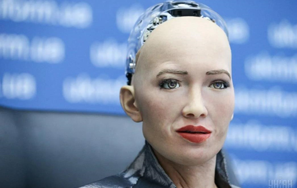 Робот София сказала, что путина следует посадить