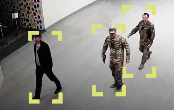 Скандал с повесткой журналисту: Сырский инициировал проверку