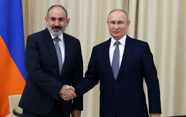 В Кремле анонсировали встречу путина и Пашиняна для "решения проблем"