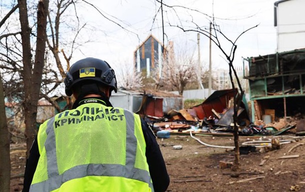 В Луганской области правоохранители попали под обстрел