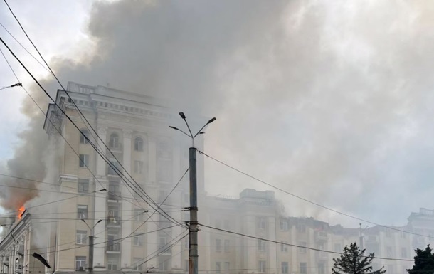 Удар по Днепру: двое погибших, 15 раненых