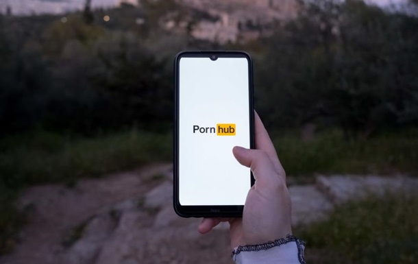 Владелец PornHub зарегистрировался плательщиком НДС в Украине