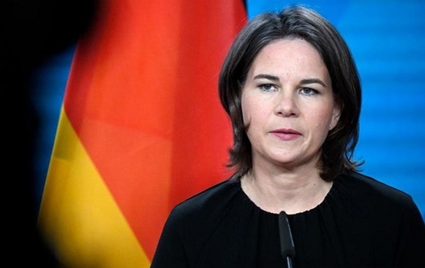 ФРГ обвинила Россию в кибератаках и вызвала посла