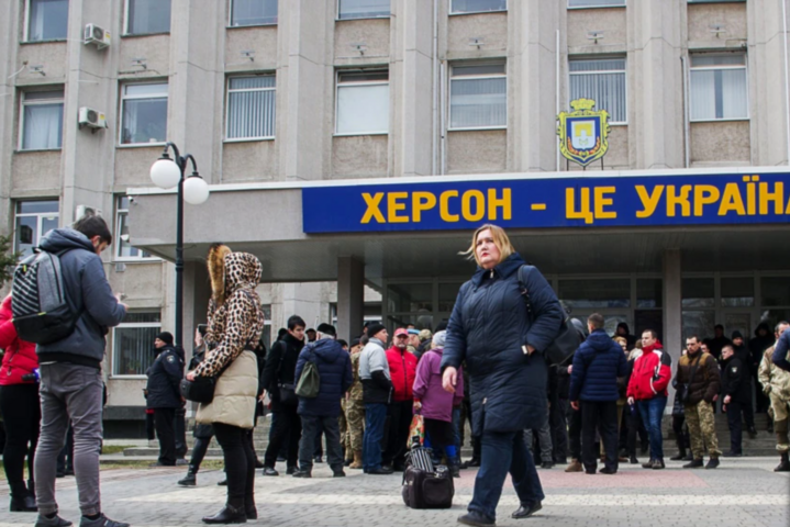 Війська РФ готуються здати Херсон - Арестович