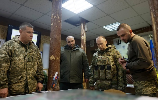 Умеров и Сырский посетили Харьковское направление