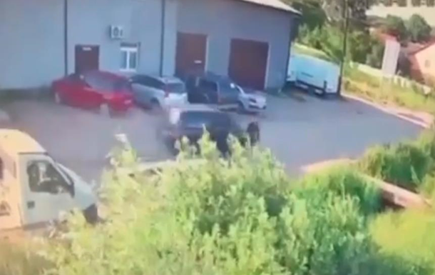 Работники ТЦК на авто сбили велосипедиста во Львовской области