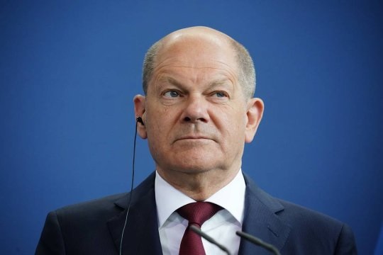 Шольц: мирные переговоры с рф привязаны к выводу российских войск