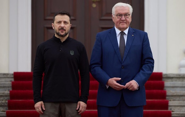 Зеленский провел встречу со Штайнмайером