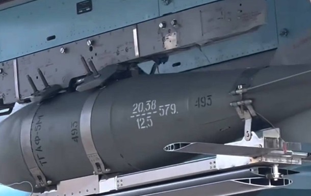 Россия с марта сбросила на собственные территории более 100 авиабомб