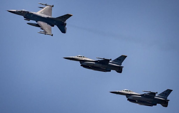 РФ изменила тактику обстрелов, опасаясь прибытия F-16