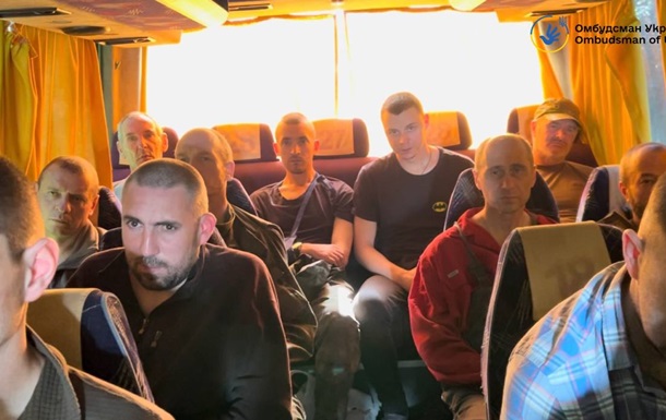 В обмене пленными впервые участвовали представители омбудсмена из РФ