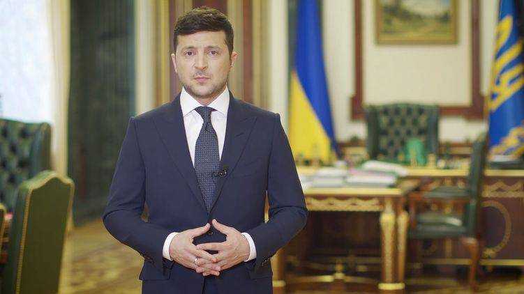 Зеленский едет в Раду убеждать нардепов голосовать за новых министров и за законы о банках и земле