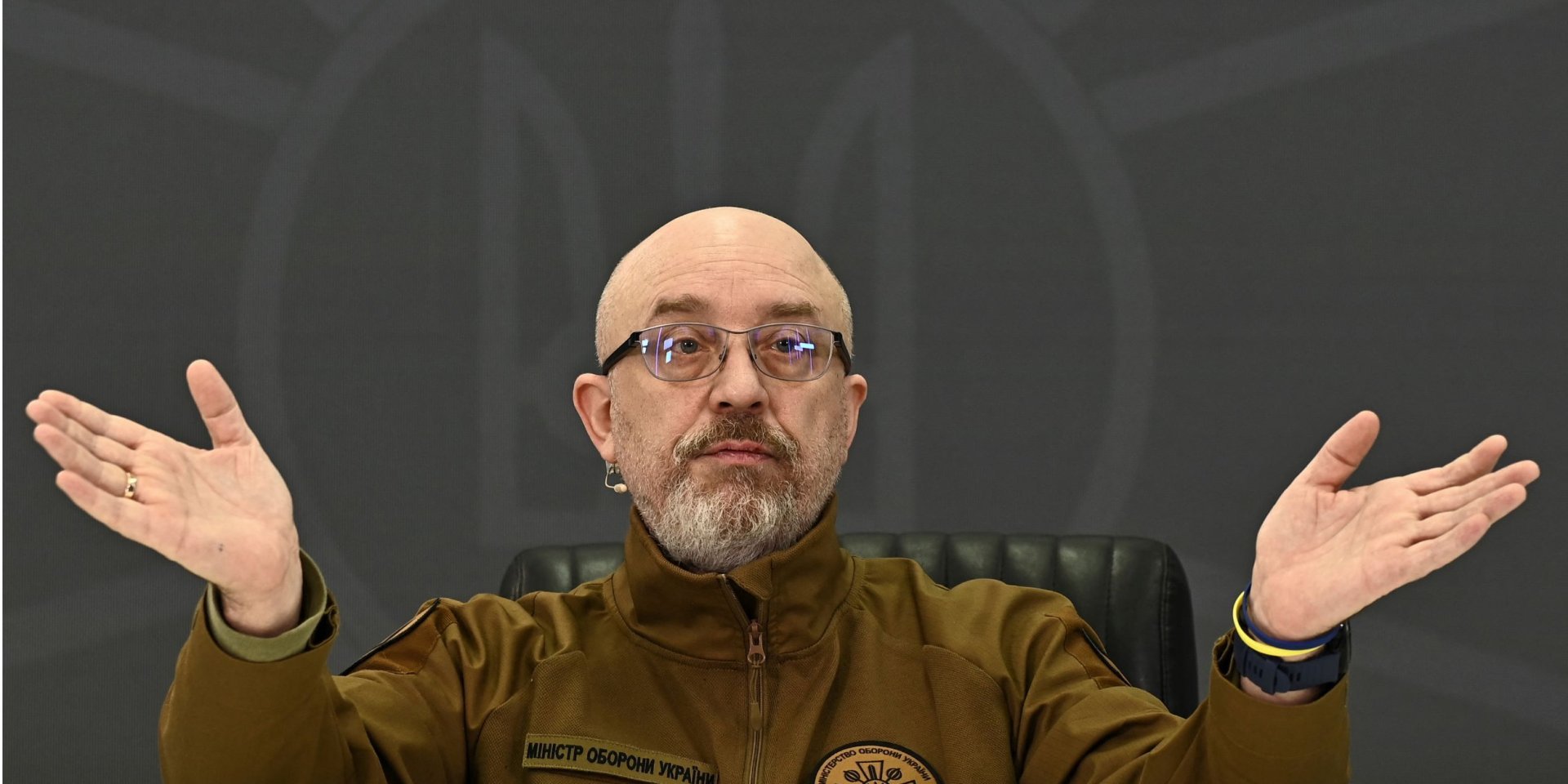 Резников остается. Кадровых изменений в обороне на этой неделе не будет, - Арахамия